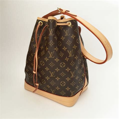 lv bucket bag mini